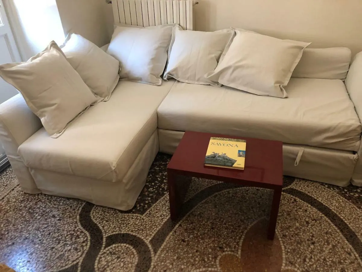 Liberty Beach And Town Apartment Savona Italy