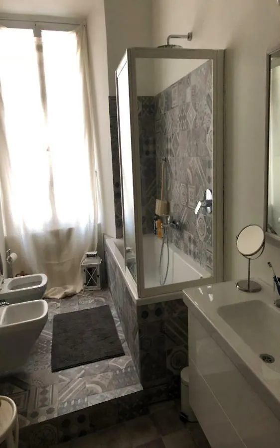 Liberty Beach And Town Apartment Савона Италия
